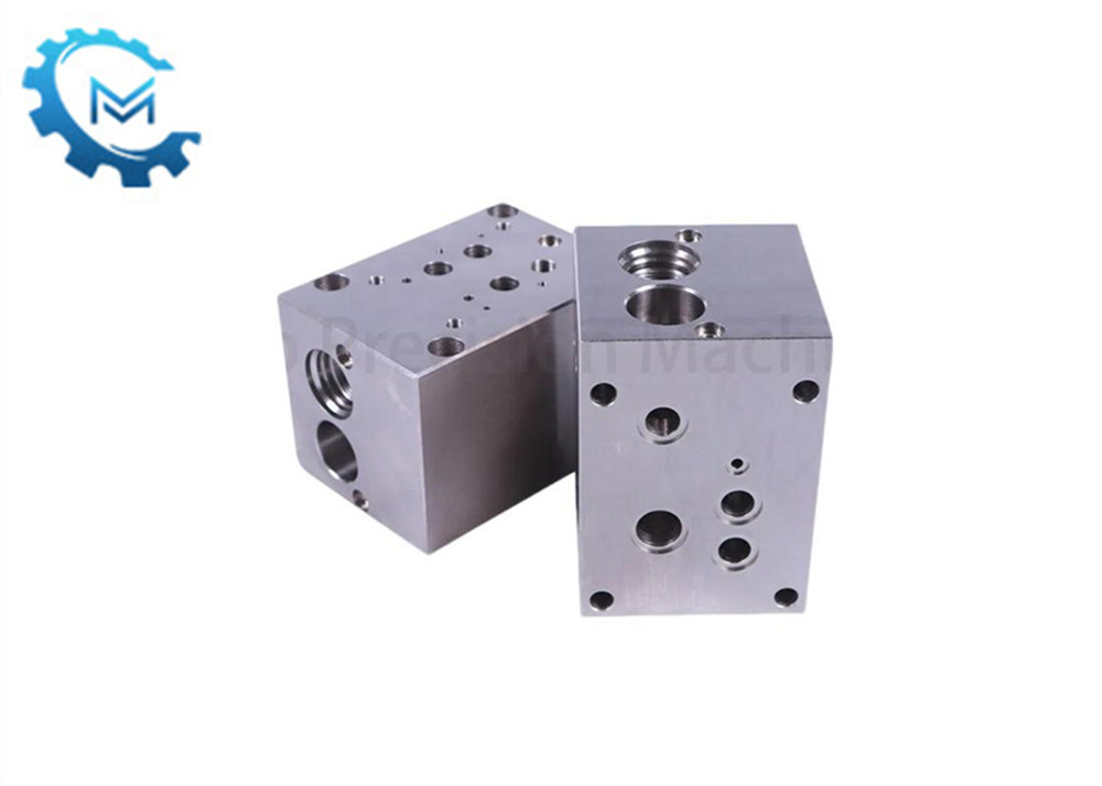 Các chức năng của mỗi cổng trong khối van thủy lực là gì?