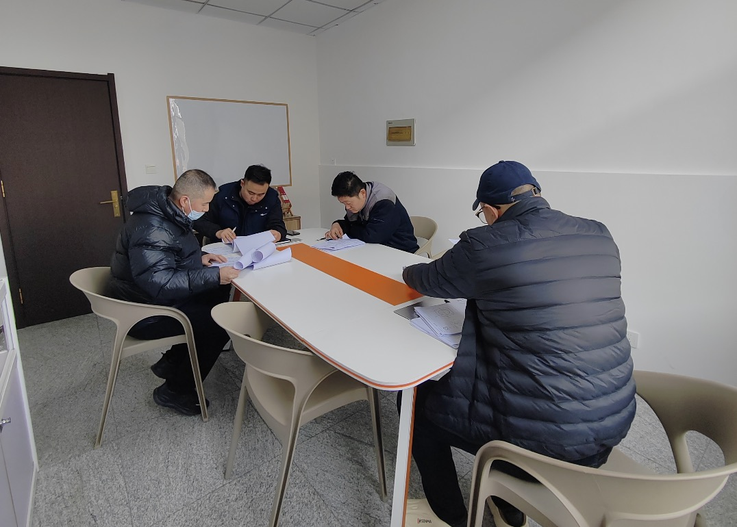 Cuộc họp đầu tiên của bộ phận sản xuất năm 2026