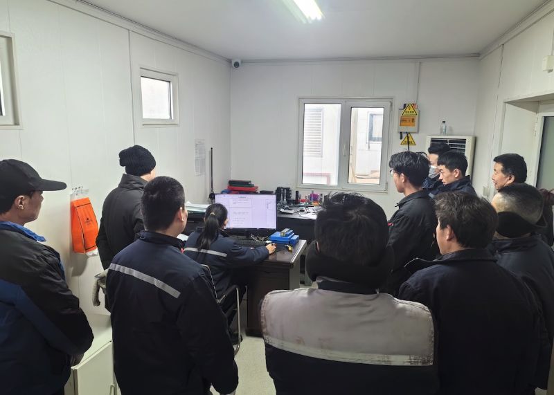 Cuộc họp an toàn sản xuất